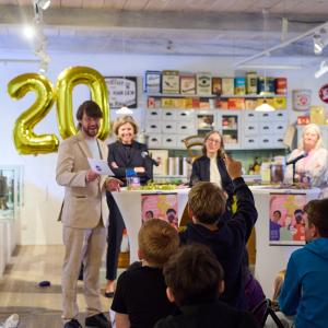 Schulklasse 5A der Jungmannschule stellt Fragen zur MuseumsCard und feiert den 20. Geburtstag